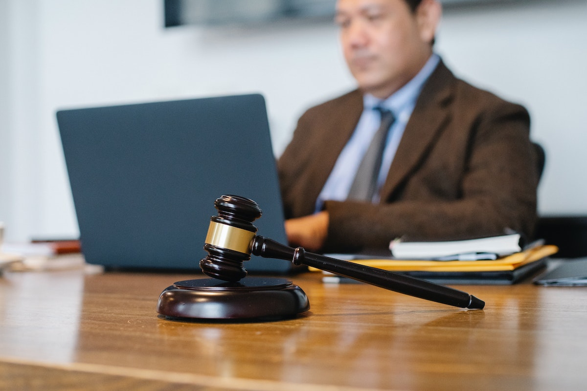 How Do I Find a Attorney?
