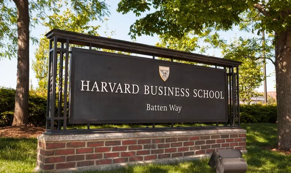 Harvard Professor Charles Lieber Charged With Two Chinese Nationals
